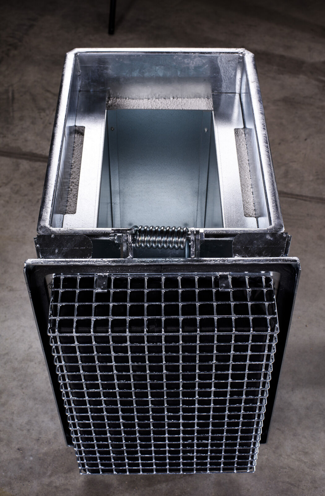 Lio Guard Storage Box 30 Akku-Lagerbehälter aus verzinktem Stahl für Lithium-Ionen-Batterien inkl. Pyrobubbles