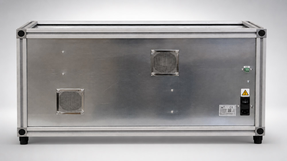 AkkuGuard charging and storage box
