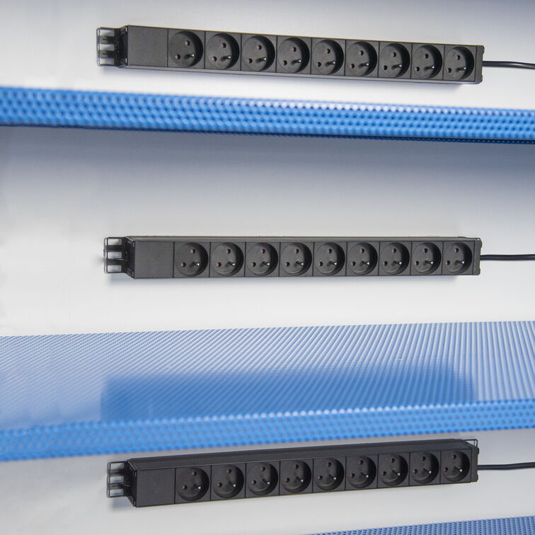 Multi-socket power strip PRISELICC - 6-way - 230 V equipped with a thermal-magnetic circuit breaker for Ecosafe safety cabinets