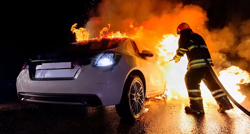 Brennende Lithium-Akkus: Herausforderung für die Feuerwehr